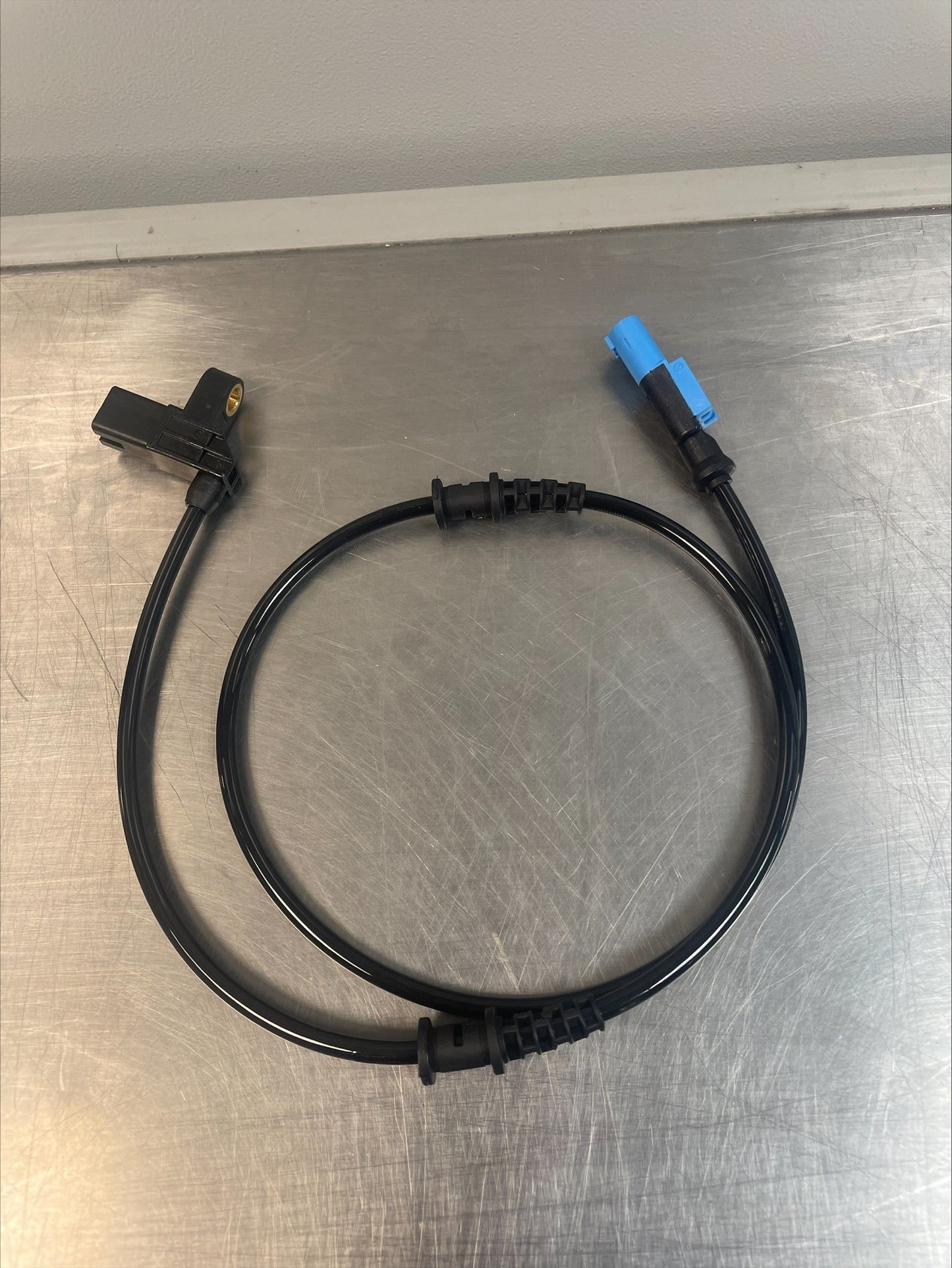 Mercedes-Benz Front Brake Wear Wiring Harness, For 906 Sprinter, A9065400334