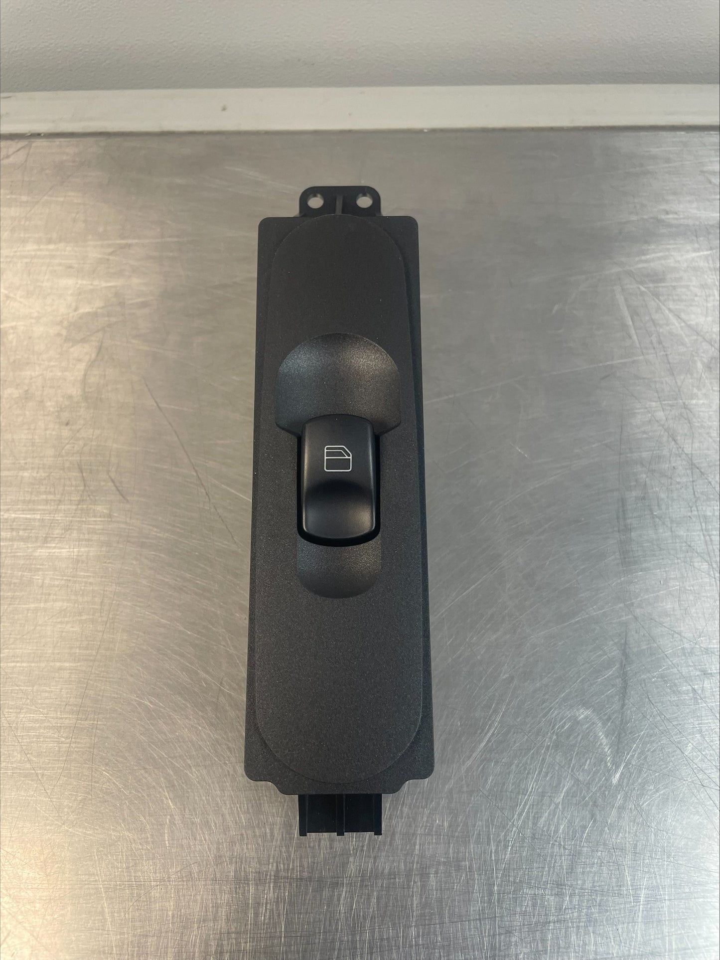 Mercedes-Benz Passenger Door Window Switch, For 906 Sprinter, A9065451913