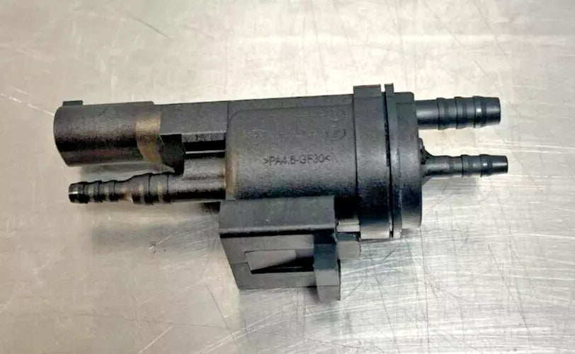 Mercedes-Benz Switchover Valve, For OM651 Engine, A0005003201