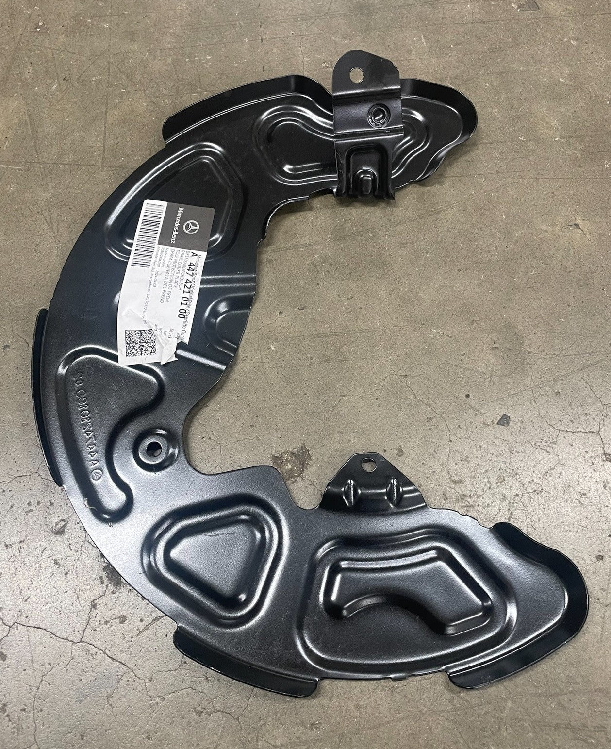 Genuine Mercedes-Benz Front Backing Plate, O/S, For 447 Vito, A4474210100