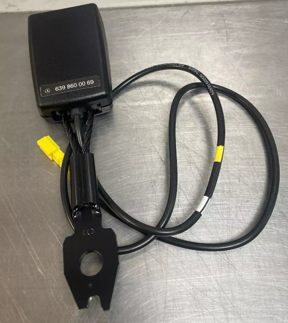 Mercedes-Benz Driver's Seat Belt Buckle, For WDF639 Vito, A6398600069