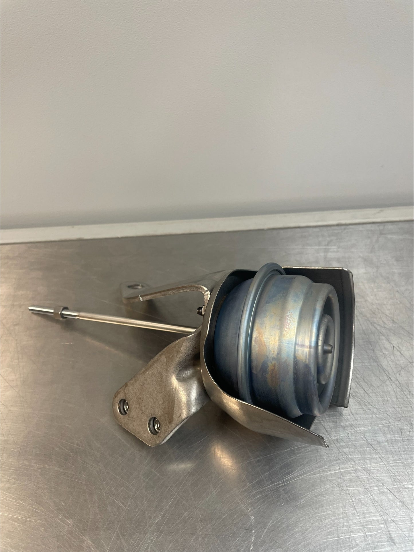 Mercedes-Benz Turbo Vacuum Cell, For OM651 Engine, A6510900100