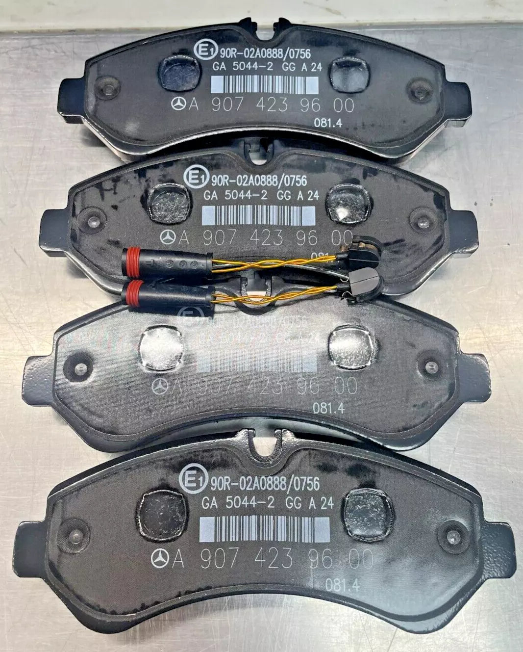Genuine Mercedes-Benz Rear Brake Pads - 5 Tonne 907/910 Sprinter - A9074239700