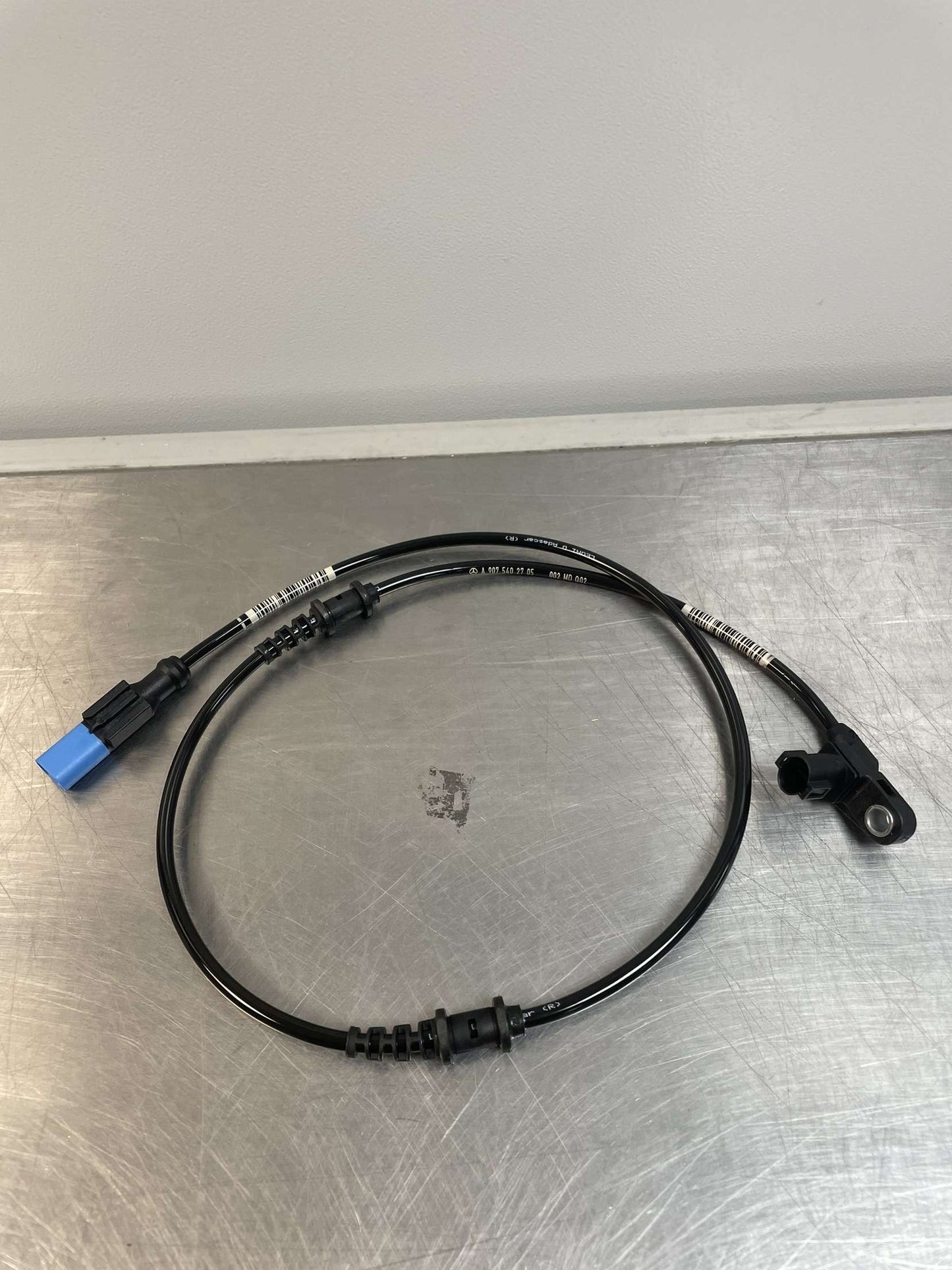 Mercedes-Benz Front Brake Wear Wiring Harness, For 907/910 Sprinter, A9075402705