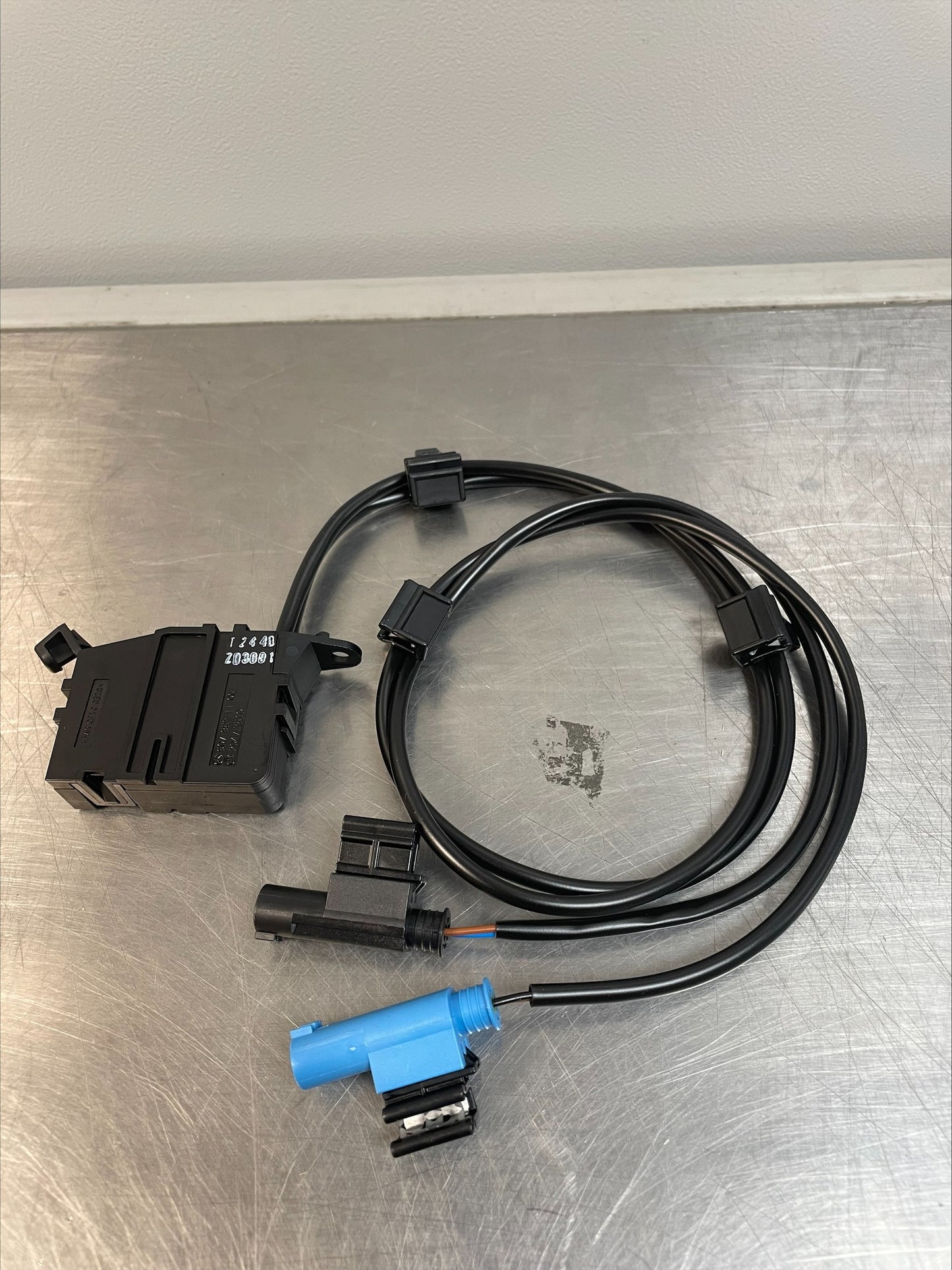 Mercedes-Benz Bonnet Switch & Cable, For 907 & 910 Sprinter, A9079821100