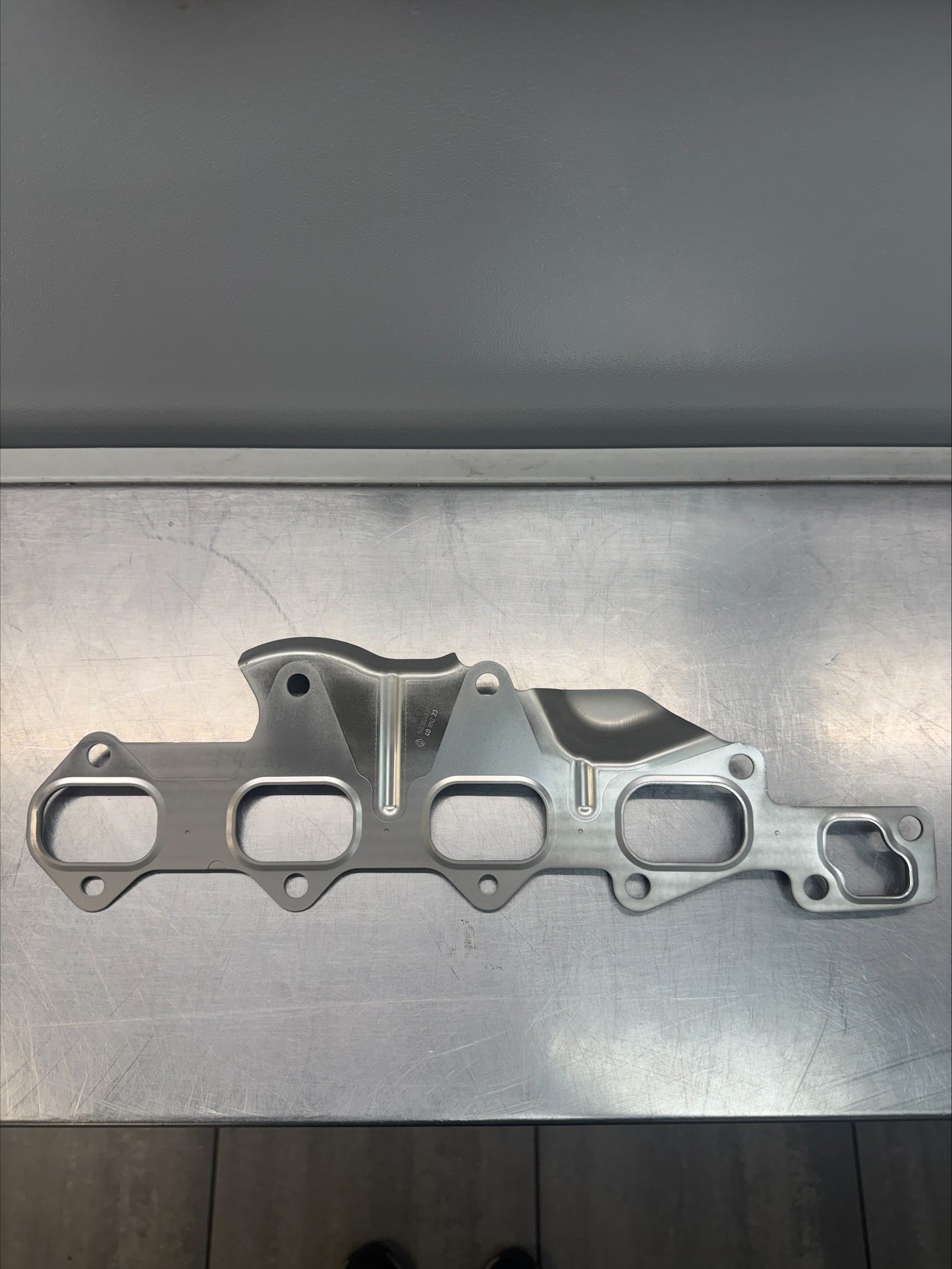 Genuine Mercedes-Benz Turbo Gasket, For OM622 FWD Engine, A6221420100