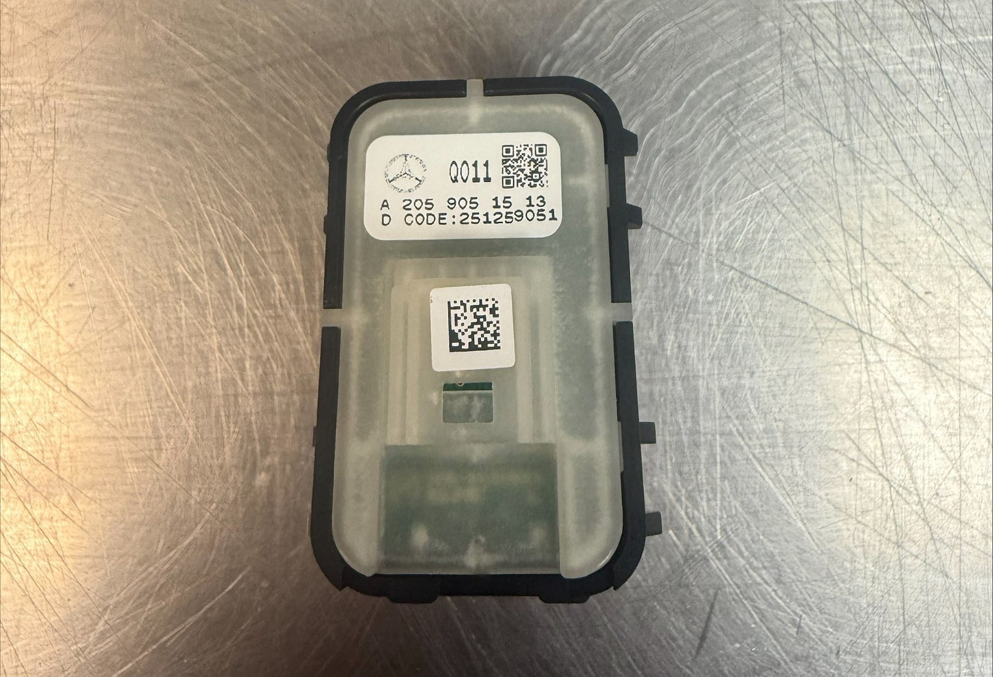 Genuine Mercedes-Benz Passenger Window Switch, For 447 Vito/V-Class, A2059051513