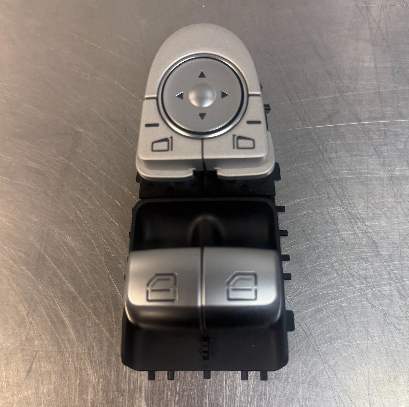 Genuine Mercedes-Benz, Driver's Window Switch, For 447 Vito/V-Class, A2059056911