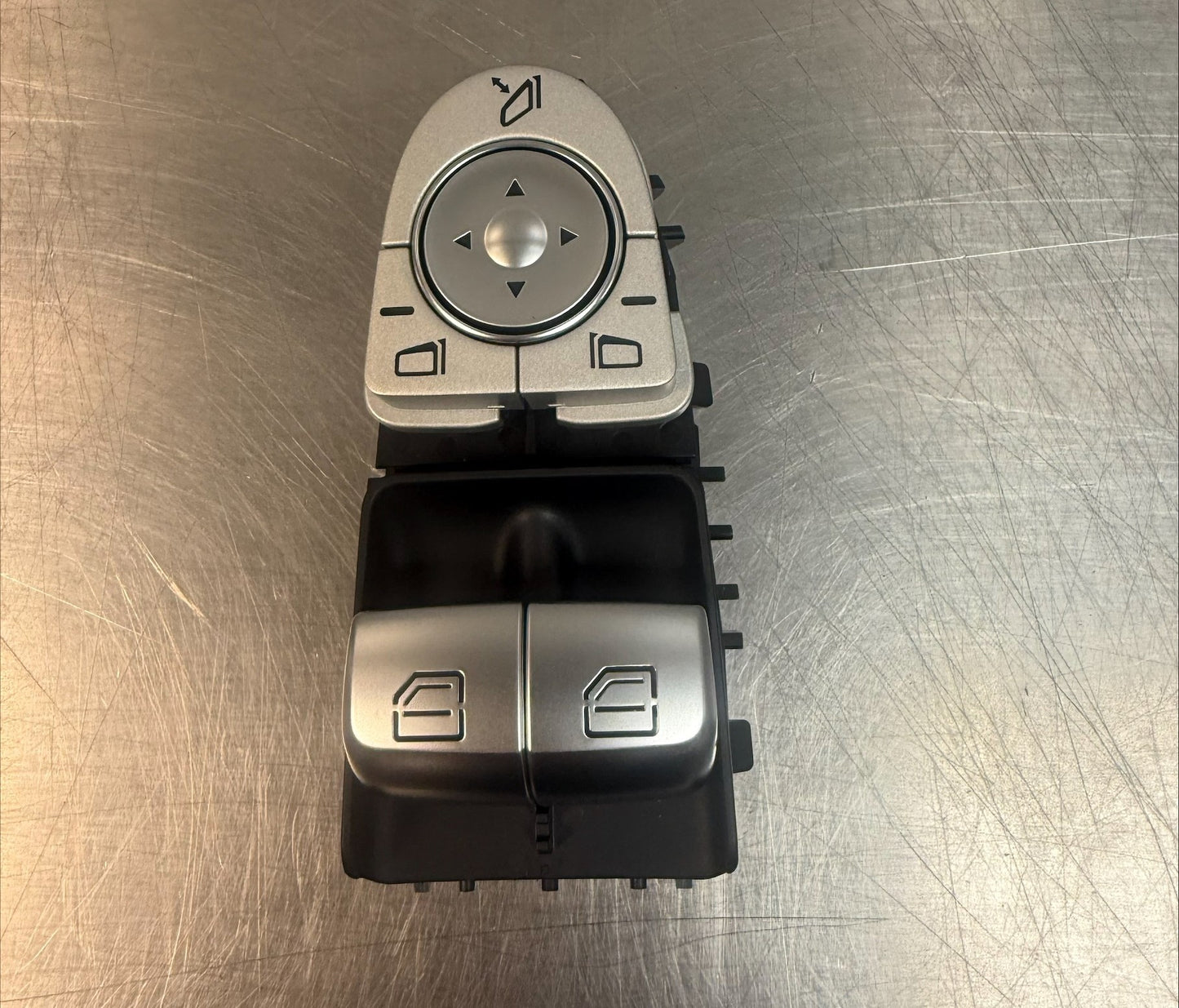 Genuine Mercedes-Benz Vito, Driver's Window Switch, 447 Vito/V-Class, A2059057011