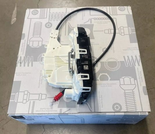 Mercedes-Benz Rear Door Lock, For 906 Sprinter, A9067400935