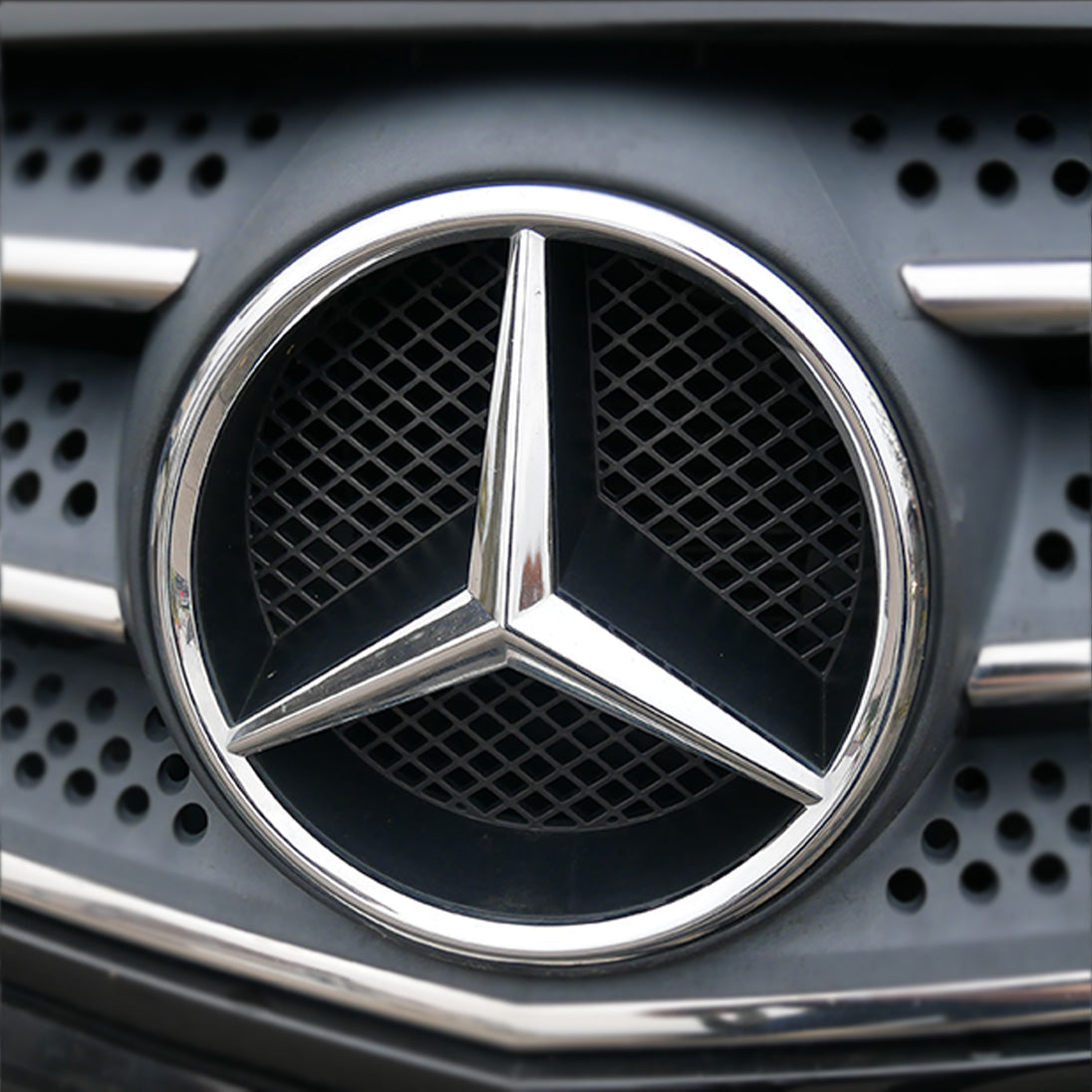 Genuine Mercedes-Benz Front Grille Badge, For 906 Sprinter, A9068170016